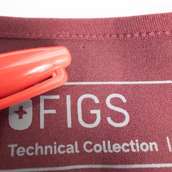 Figs Technical Collection Casma Three Pocket Scrub Top Womens Medium Burgundy - Picture 7 of 14